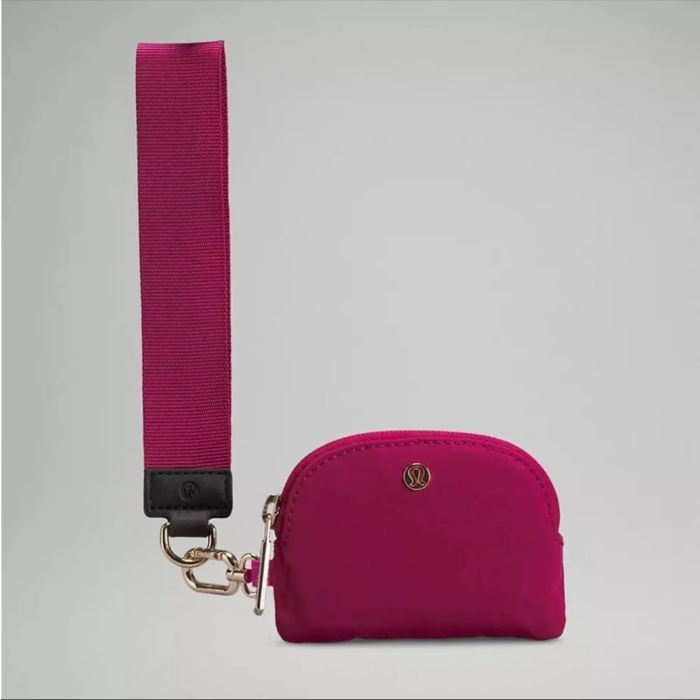 NEW LULULEMON Dual Pouch Wristlet - Picture 2 of 15